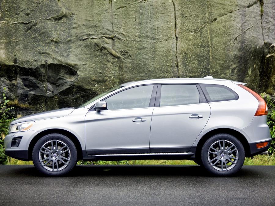  Volvo XC60 T6 2008 года  (фото 23 из 30)